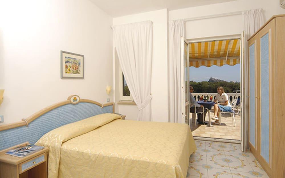 איסקיה Hotel Bellevue Benessere & Relax מראה חיצוני תמונה