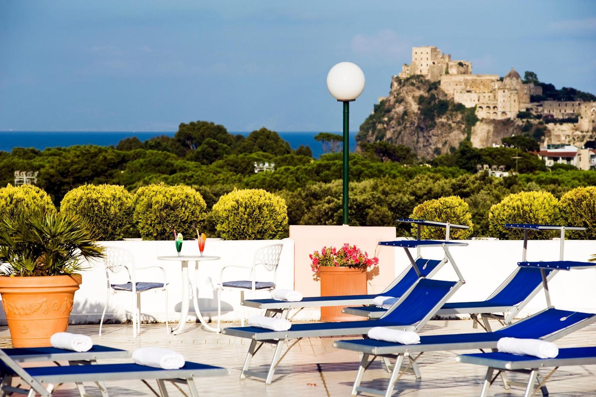 איסקיה Hotel Bellevue Benessere & Relax מראה חיצוני תמונה