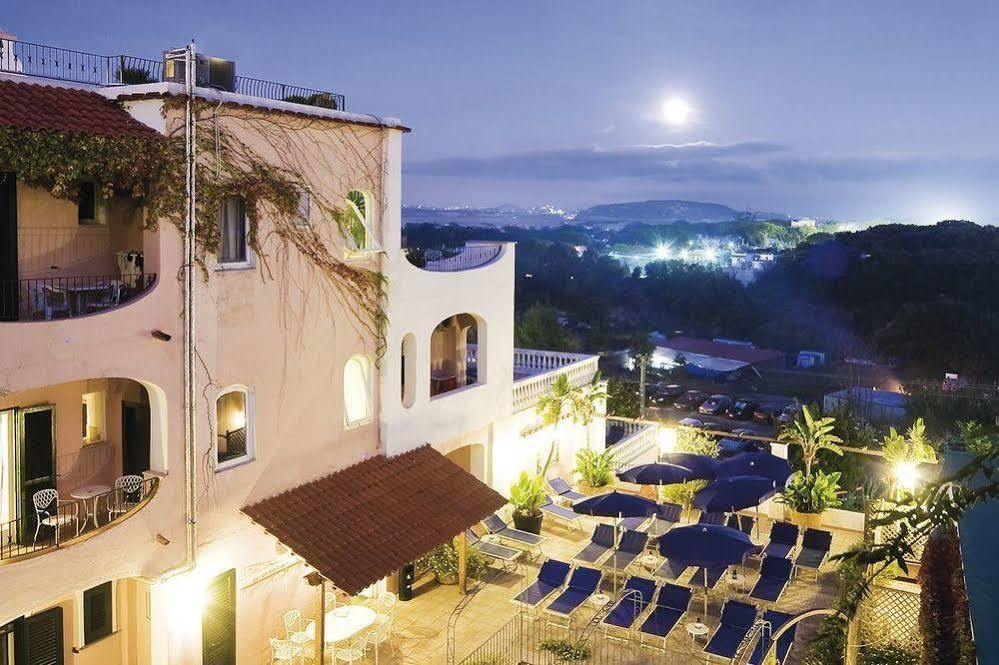 איסקיה Hotel Bellevue Benessere & Relax מראה חיצוני תמונה